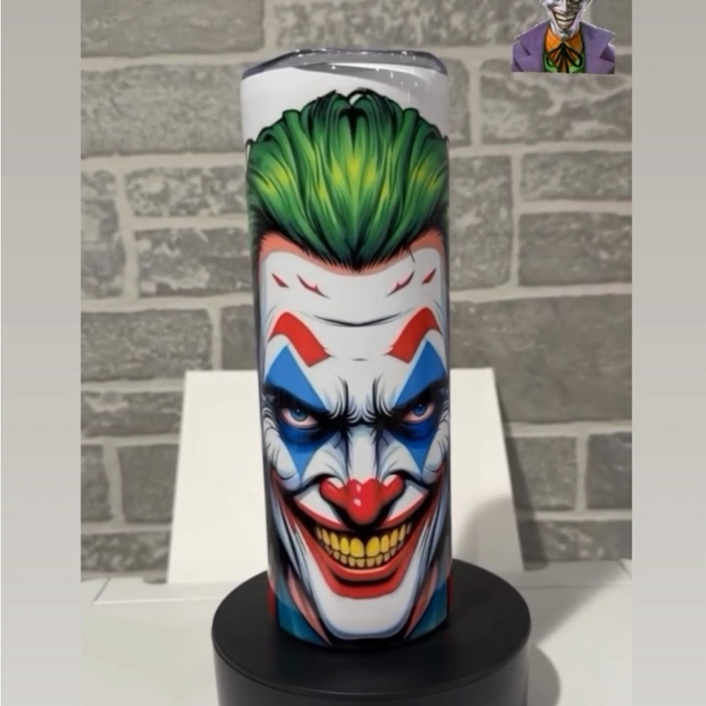 Joker tumbler